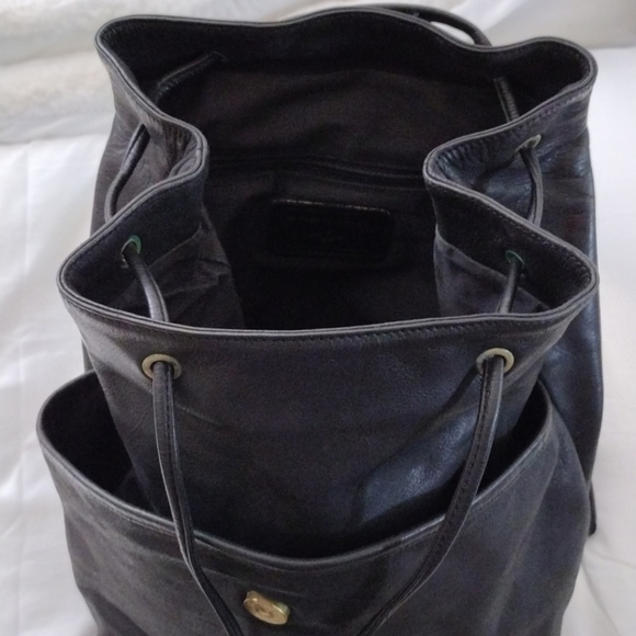 Boulder Ridge Leather Backpack - Picture 11 of 11